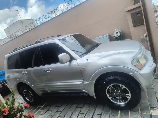 Mitsubishi Pajero Full GLS/gls/pkhpe 3.2 Dies.ti 5P 2001