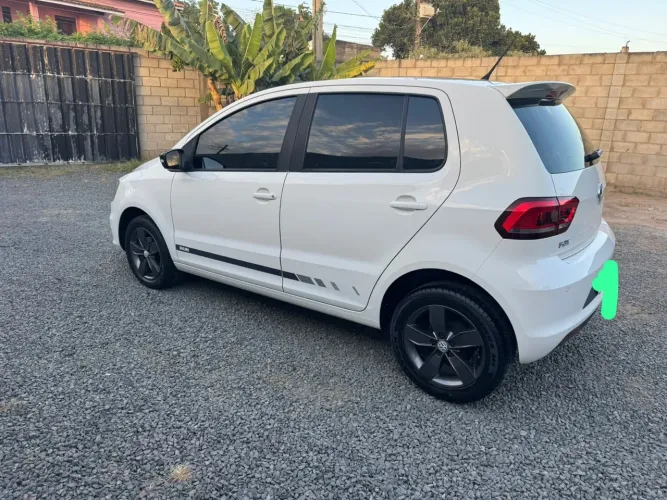 Volkswagen Fox RUN 1.6 Flex 8V 5P 2017
