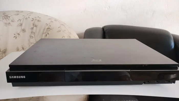 Home theater Samsung sem o controle e leia a descrição