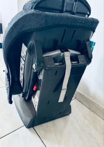 Cadeirinha de bebê (carro)