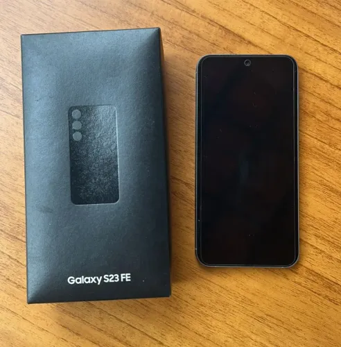 Samsung Galaxy S23 FE - Muito Novo, Completo e com Caixa