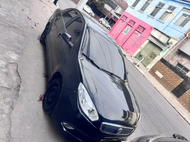 Fiat Grand Siena Attractive 1.0 Flex 8V 4P 2018