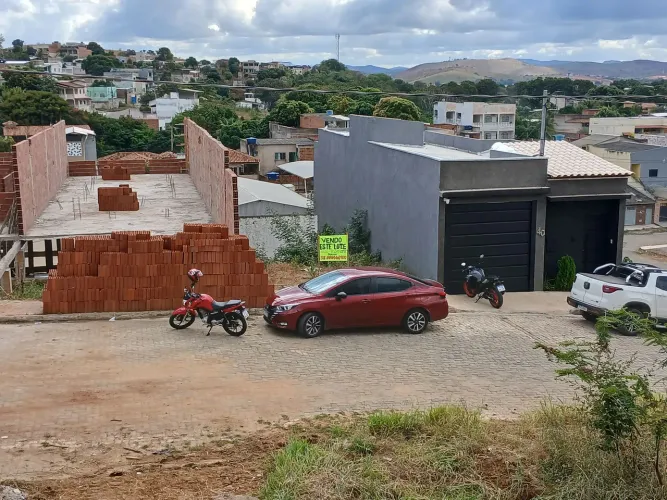 Vendo 1/2 lote 150mts