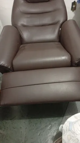 Vende-se poltrona do papai semi nova