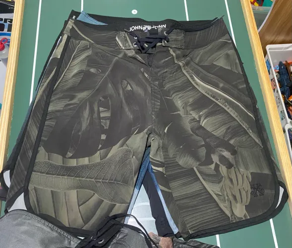 Bermudas John John originais