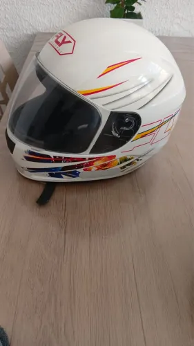 Capacete