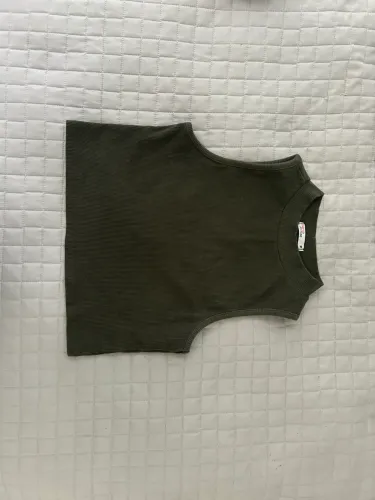 Cropped verde musgo