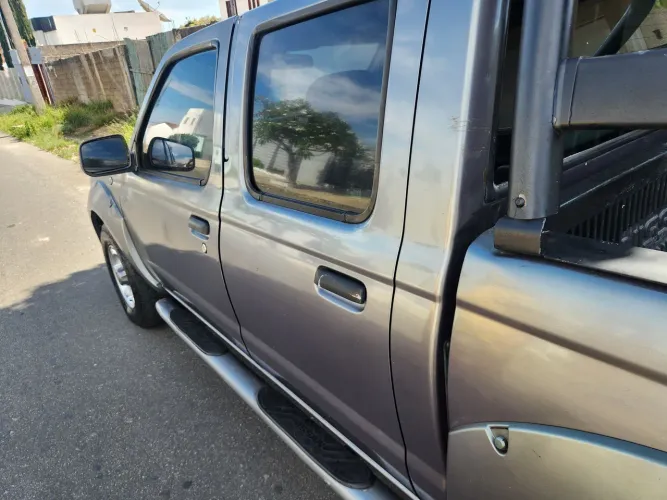 Nissan Frontier SE/ SE ONE CD 4X2 2.8 TDI Dies 2003