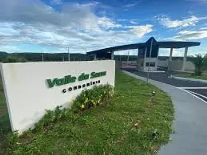 TERRENO DE ESQUINA CONDOMÍNIO VALE DA SERRA - 