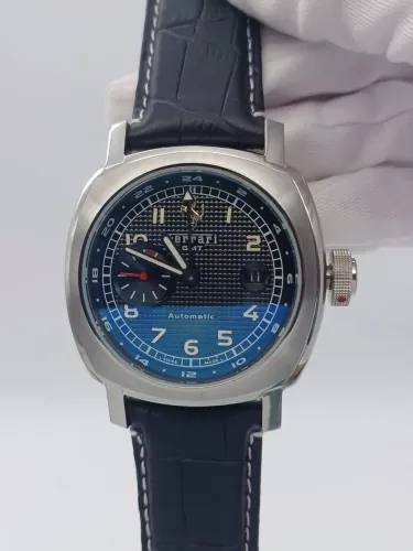 Relógio Panerai Ferrari gmt 