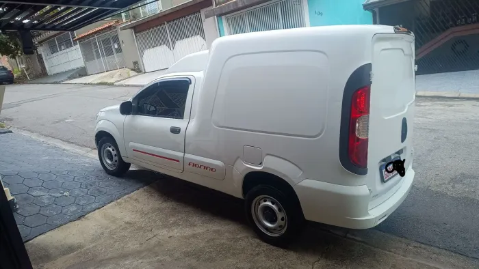 Fiat Fiorino Furgão Work. Hard 1.4 Flex 8V 2P 2017