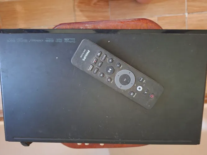 Aparelho DVD com controle