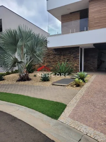 Casa de condomínio em Avenida Paulista - Jardim América - Paulínia/SP