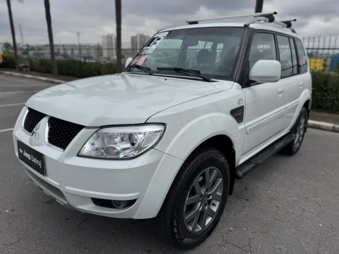 Mitsubishi Pajero TR4 2.0 Flex 16V 4X2 Aut. 2013