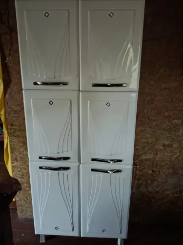 Armário paneleiro seminovo top
