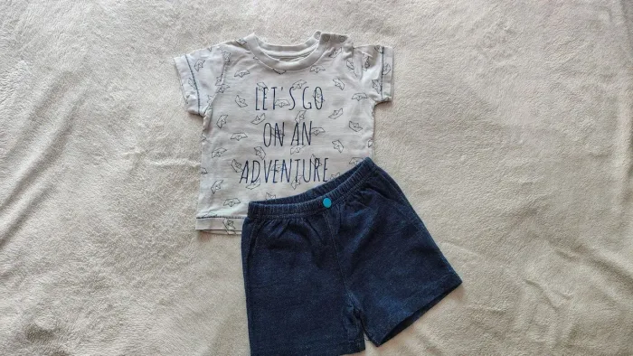 Conjunto infantil 6 meses bermuda e camisa