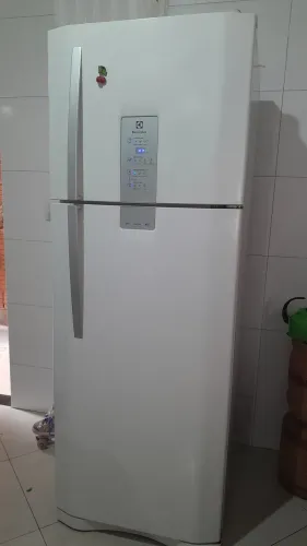 Vendo geladeira eletrolux 500 litros