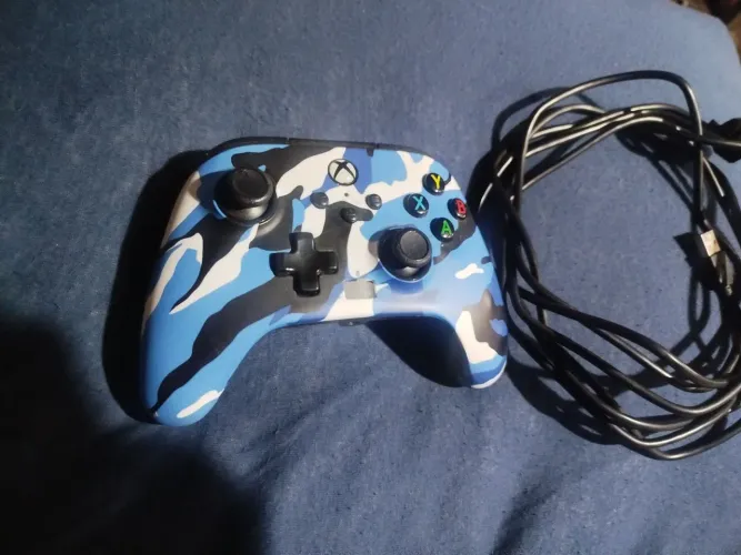 Controle x box licenciado pela Microsoft 