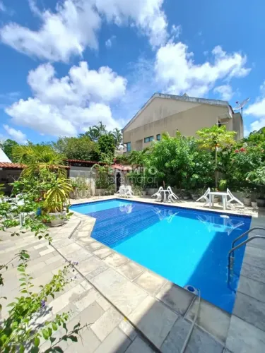 MONTEIRO, 230M² CASA DÚPLEX. TERRAÇO GOURMET, 4 QUARTOS, SENDO 3 SUÍTES, 2 CLOSETS, 4 VAG