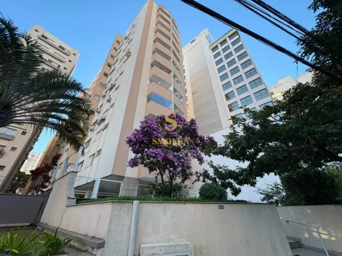 Imóvel para venda tem 60 metros quadrados com 2 quartos em Centro - Florianópolis - SC