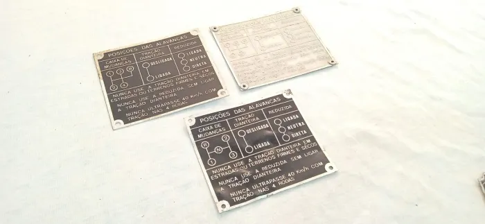 Plaqueta painel jeep jipe Willys instrução para câmbio 4x4