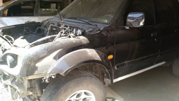 Peças de L200 2.5 Sport,Outdoor,GL,HPE,Bola Mec./Aut. Venda de peças usadas