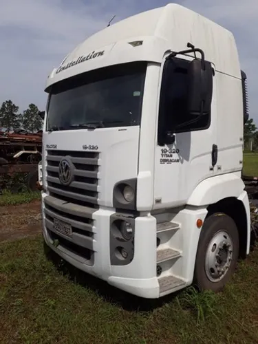 Vw. 19320 consteletion cavalo ano 2010.