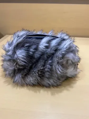 Necessaire Maquiagem Pelúcia Botswana