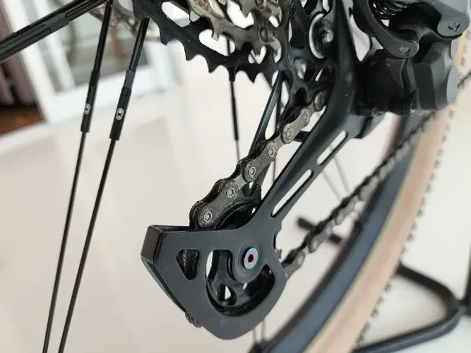 Parafusos em Titânio das polias ou roldanas de cambio bike (preto ou Camaleão)