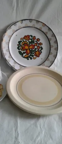 Pratos para Tortas e Bolos