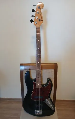 Baixo Giannini Stratosonic GCB08 1992 + captadores malagoli + caps originais + Upgrades