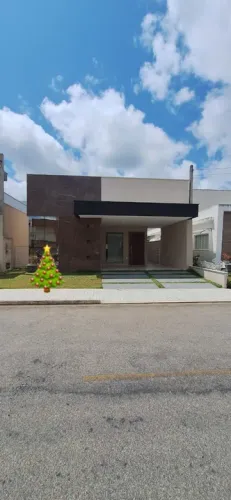 Condomínio Ecoville 1 - Casa Térrea 3/4 sendo 2 suítes de 120 m² com 4 vagas por 629.999