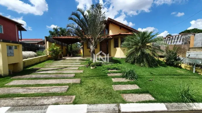 Casa à venda no condomínio Villa Rica