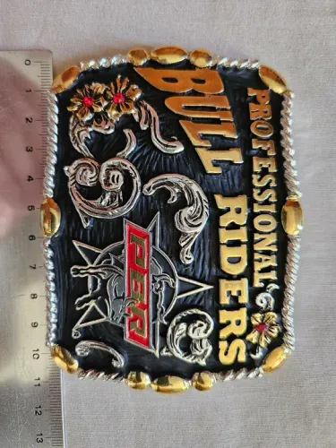 Fivelas PBR 1 masculina e 1 feminina NOVAS