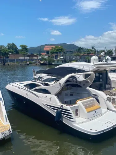 Armada 300 - 2008 x2 Mercruiser 120 HP ñ Focker Triton Phantom Cimitarra 