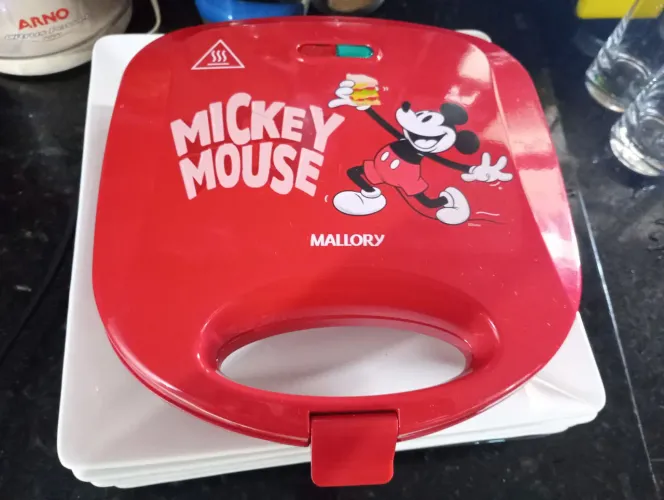Sanduicheira Mickey Mouse Mallory