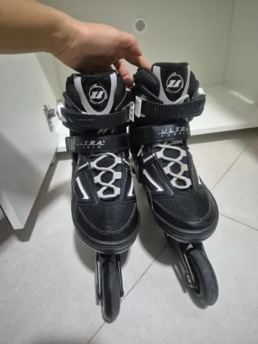 Patins ULTRA WHEELS (Rodas em linha).
