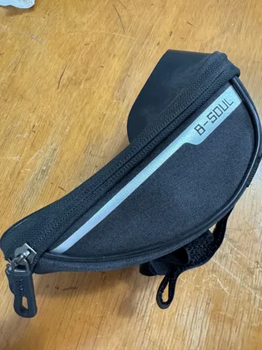 Suporte de bicicleta para celular e documentos a prova d?água.