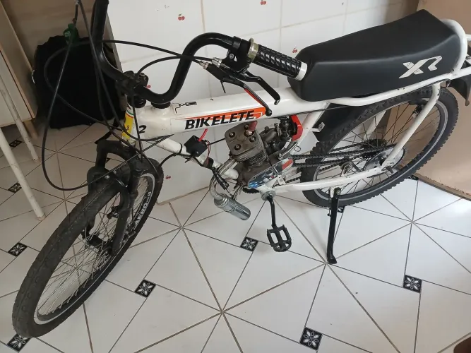 Bicicleta motorizada 80 cc.