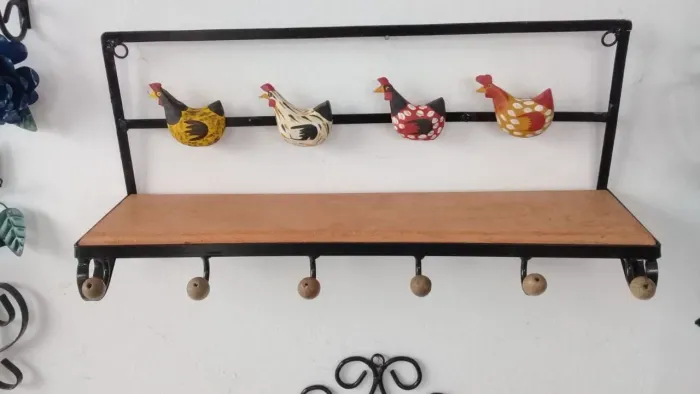 Prateleira Multiuso Com Ganchos 60cm