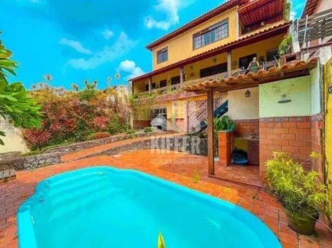 Casa com 4 dormitórios à venda, 420 m² por R$ 1.200.000,00 - Itaipu - Niterói/RJ