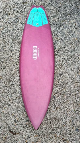 LIQUIDAÇÃO prancha NOVA zero, 5'8" , 27.5 Litros - surf alta performance 