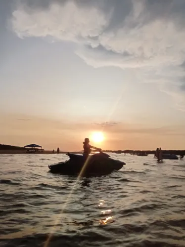 Spark Trixx 3 lugares 2022