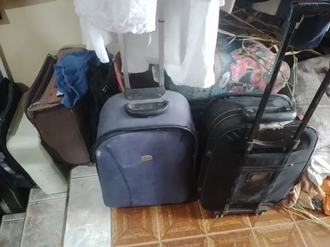 50$ qualquer mala , tamanho G ,M,P malas com avarias.