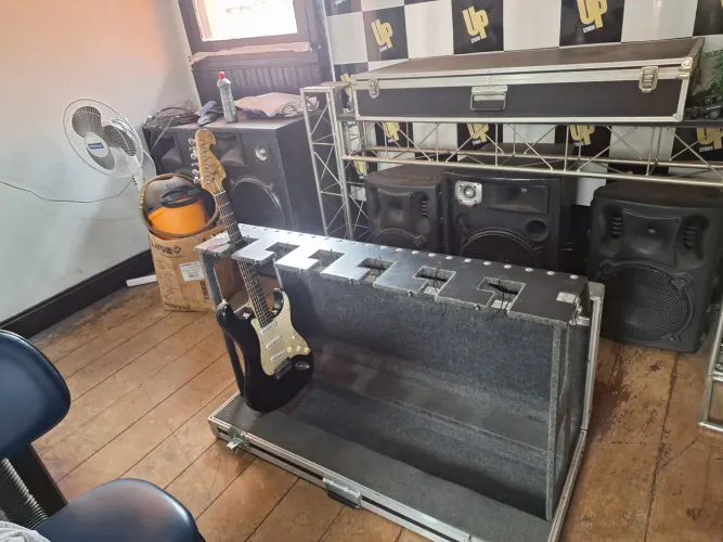 Case para para show cabe 6 instrumento 