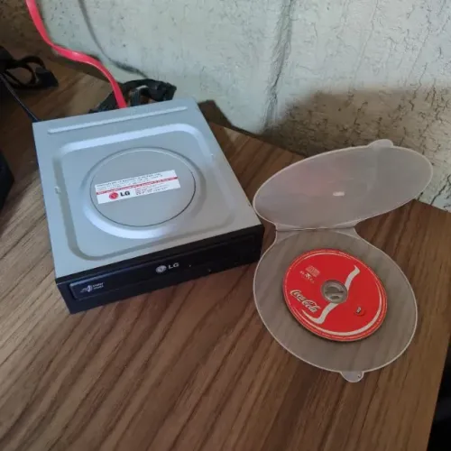 Gravador E Leitor De Dvd + Cd coca-cola brinde 24x E 48x Sata Pc Cpu Desktop