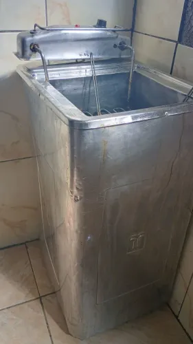 Fritadeira água óleo excelente para frituras 
