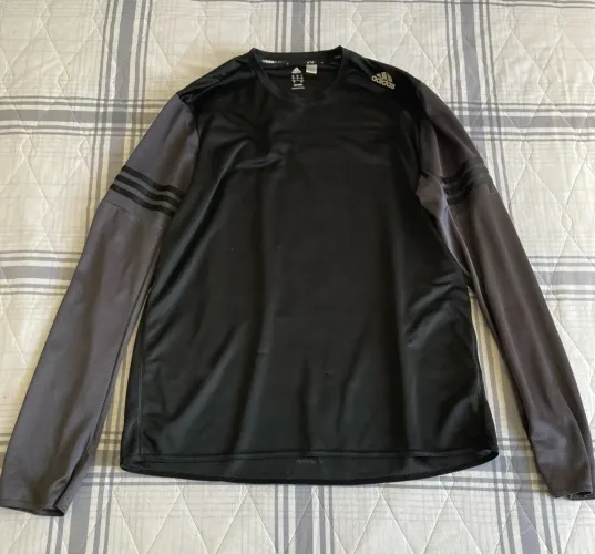 Camiseta Adidas Performance Manga Longa Preta