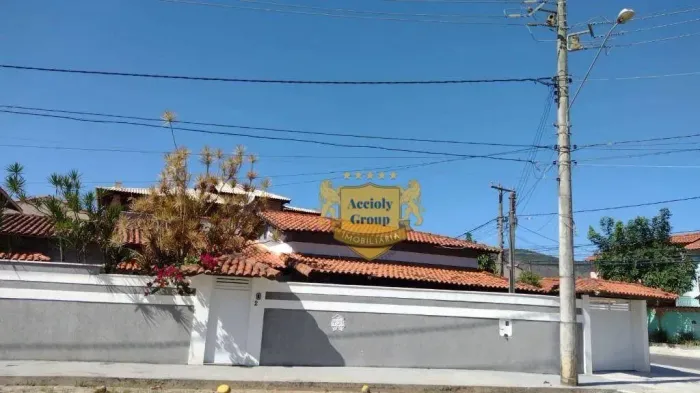 Excelente Casa 3 quartos 2 suítes 3 vagas