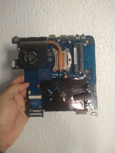 Placa-mãe de Notebook Samsung NP300E4A funcionando perfeitamente 
